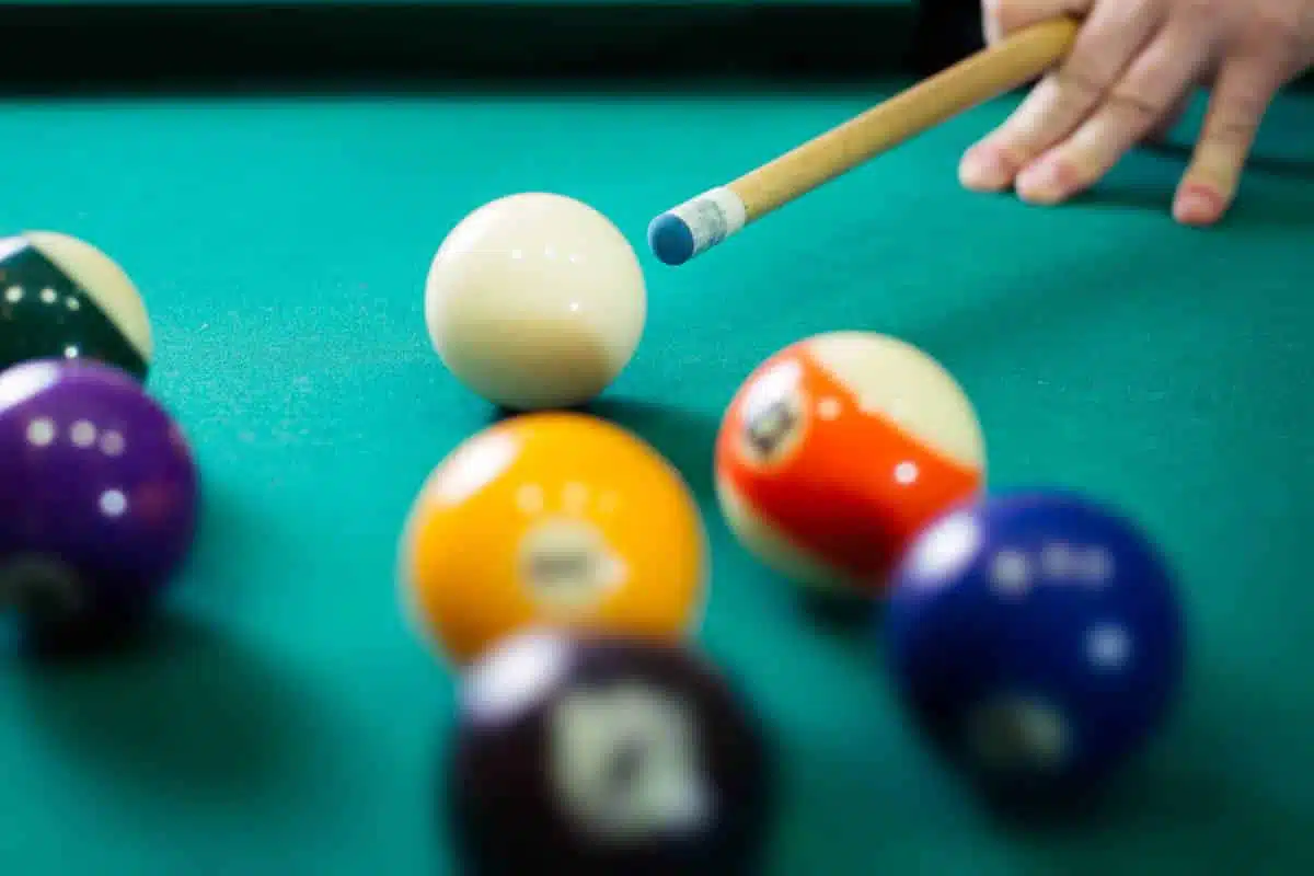 jouer au billard français